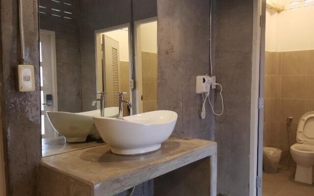 Chang Home Guest House