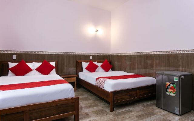 Thao Van Hotel by OYO Rooms