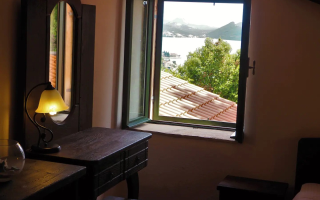 Holiday house Marija - with pool: Duboka, Riviera Dubrovnik