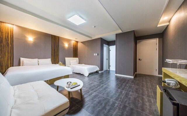 Suwon Hotel Flex