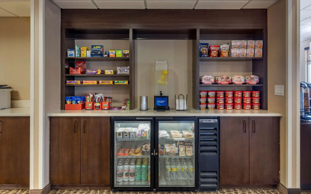 Comfort Inn & Suites Gateway to Glacier National Park