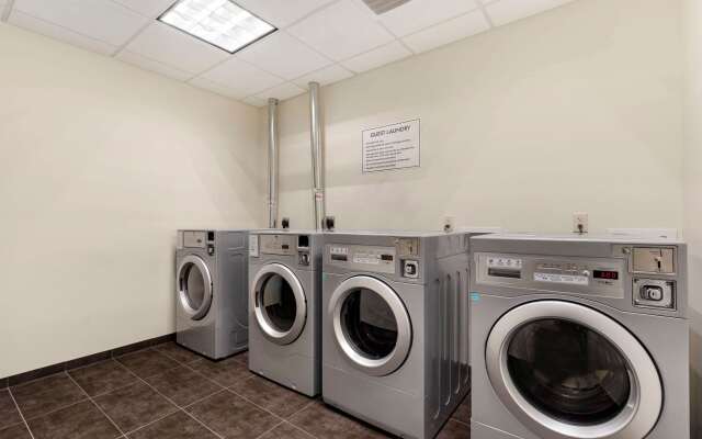 MainStay Suites Lancaster Dallas South