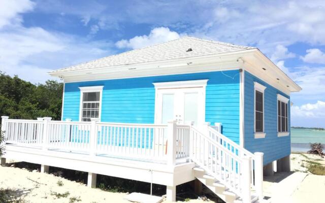 Mangrove Cay Sea View Villas