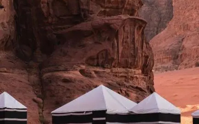 Luner Camp at Wadi Rum
