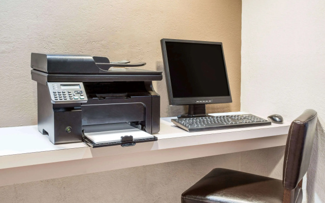 Travelodge by Wyndham Deltona