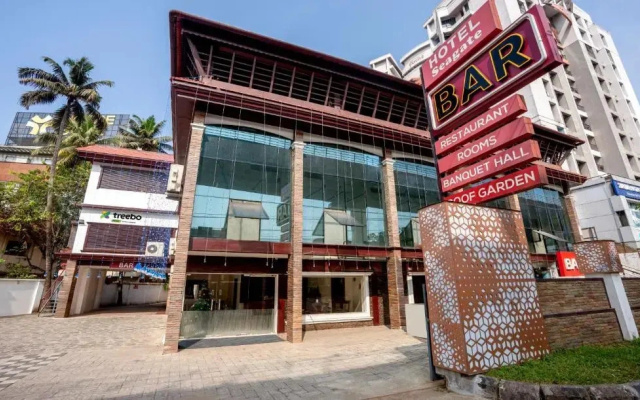 OYO 30084 Hotel Seagate