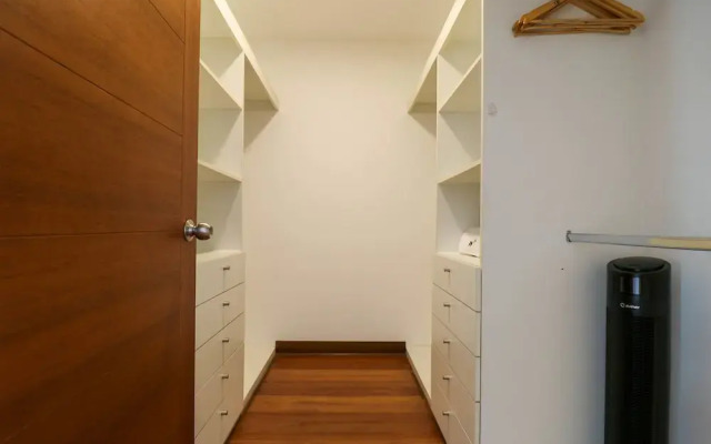 w Radiant 2BR w Modern Terrace in Miraflores