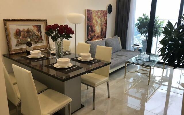 Anna House - Vinhomes Golden River