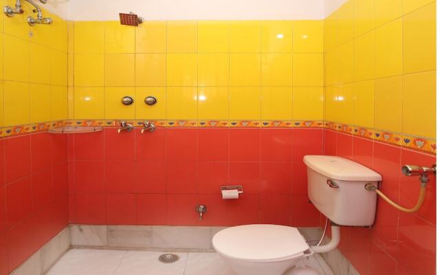 OYO Flagship 2431 Hotel Skylark