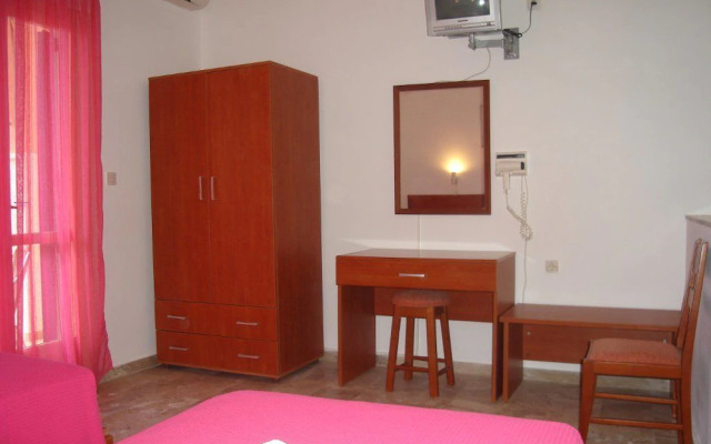 Island Studios