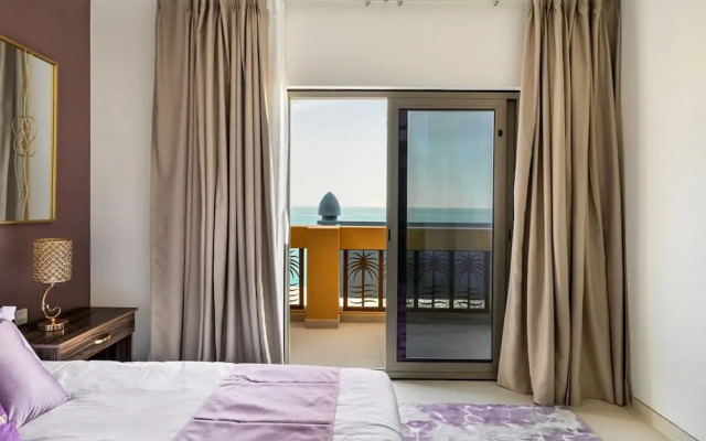 Stunning 2BR Apt Palm Jumeirah