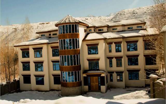 The Highland Mountain Resort & Spa