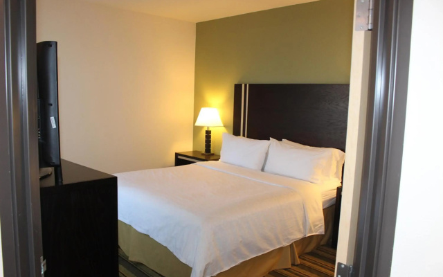 Holiday Inn Express Hotel & Suites Berkeley by IHG
