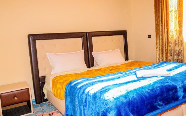 Roches Aremd - Hostel