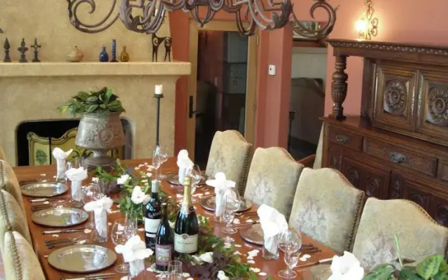 Asuncion Ridge Vineyards and Inn