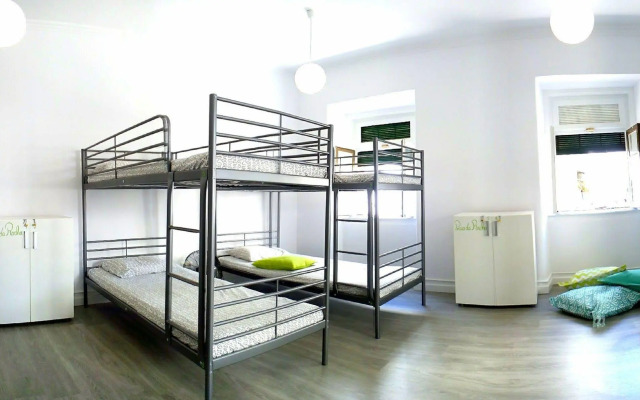 Aloha Hostel