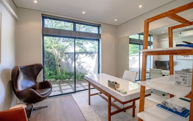 Bayhill Terrace 17 by CTHA