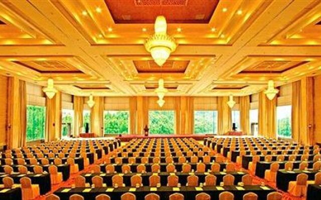 Eden Resort Hotel Yibin