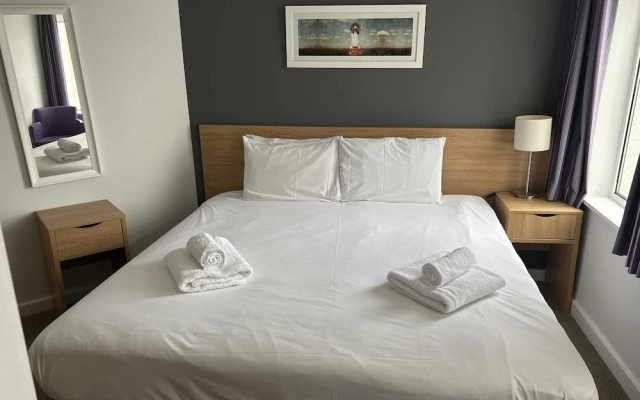 Strathmore Hotel