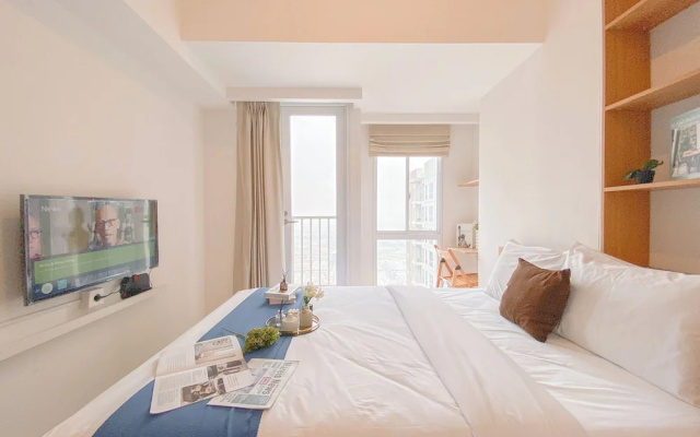 Wooden Style Studio At Apartment Tokyo Riverside Pik 2 – Guest Rooms – Jakarta