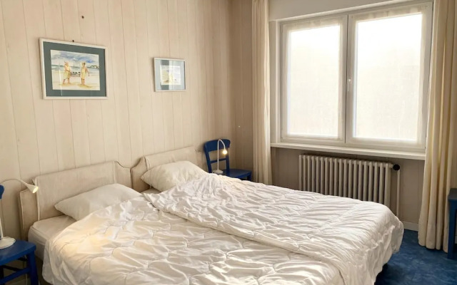 Apartment in Nieuwpoort With sea View
