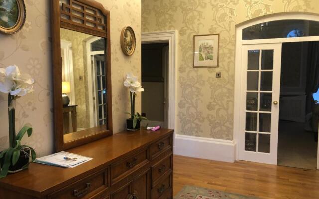 50A Clifton Garth