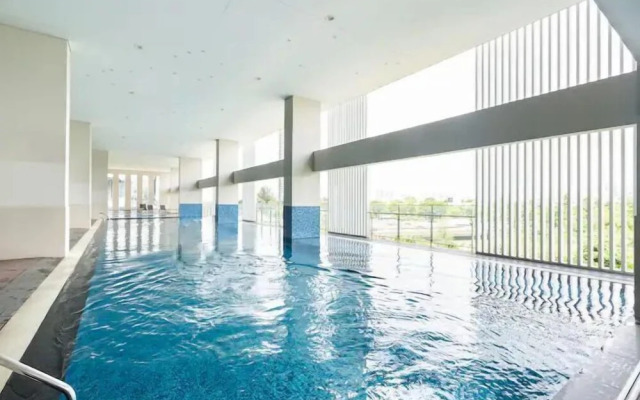 Scenic Valley View Residence