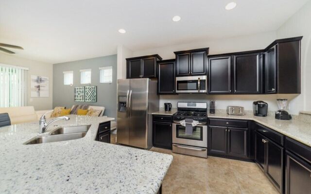 5267 Wildwood Way 5 Bedroom Home