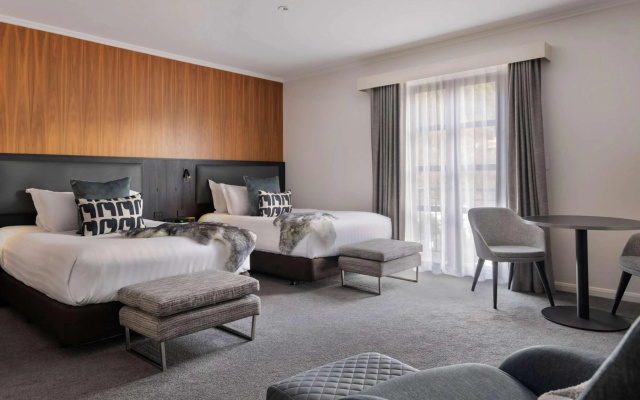 Sofitel Queenstown Hotel & Spa – Guest Rooms – Queenstown