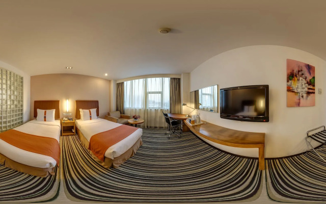 Holiday Inn Express Shanghai Jinqiao Central by IHG