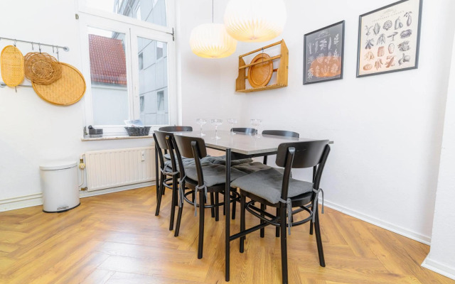 Hansekoje direkt an der Hafenspitze