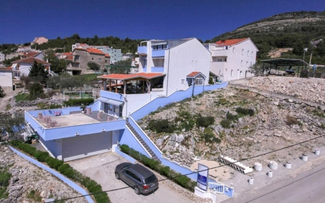 Drago - With sea View - A2