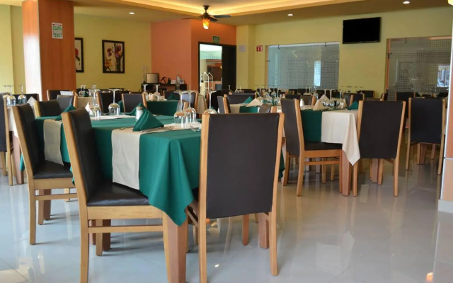 Hostalia Hotel Expo & Business Class