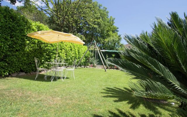 Lavish Villa in Mouans-sartoux With Sauna