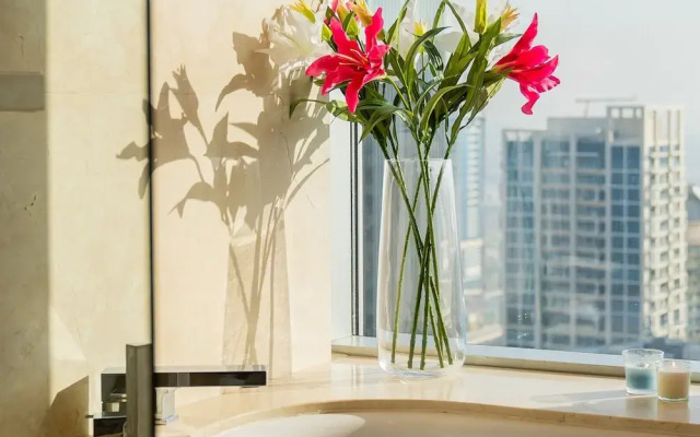 Stunning Studio JW Marriott Marina
