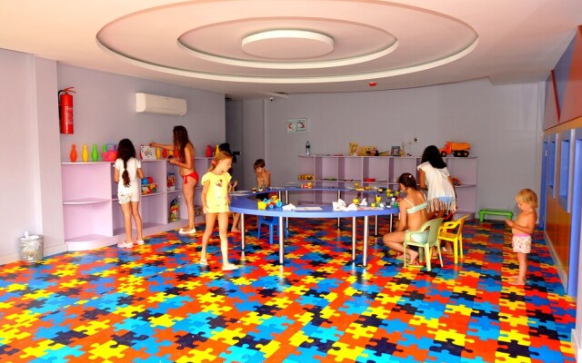 Selectum Family Resort Didim