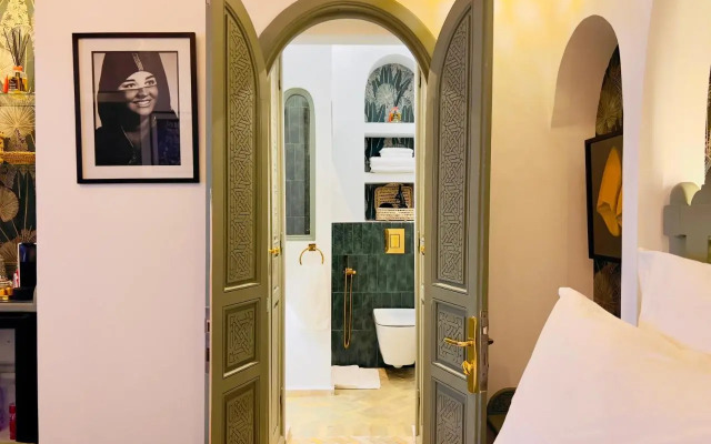 Riad Lakouas- Cannelle Room