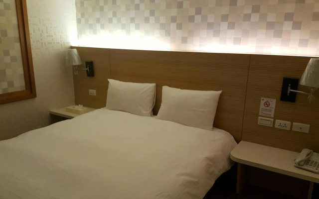 Honey Prince Hotel