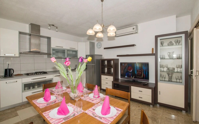 Apartments Marieta
