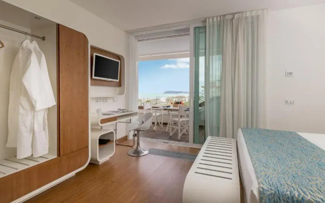 Trampolines Suite Hotel