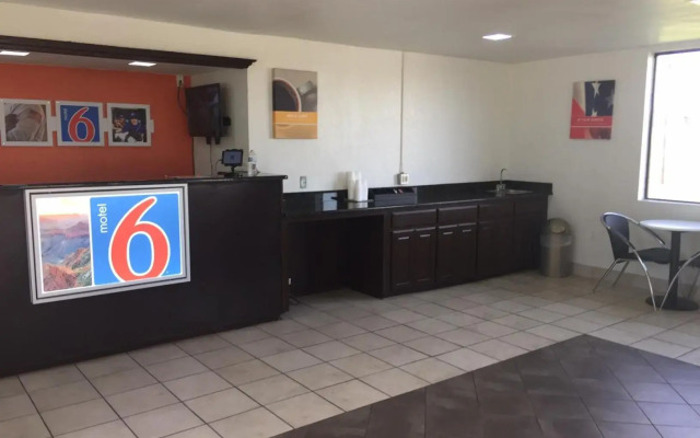 Motel 6 Waco, TX