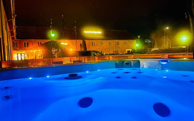 Hotelli Jokipuisto