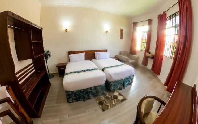 Sandmark Hotel Serengeti