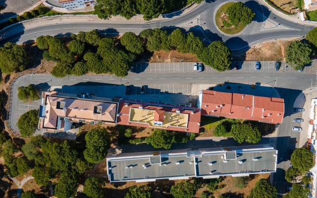 Sun House by LovelyStay