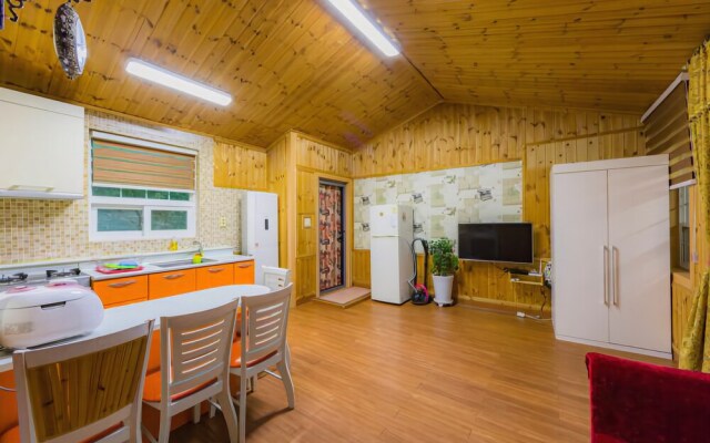 Yangpyeong Wide-garden House Pension
