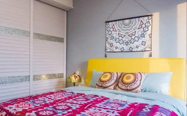 Locals Boutique Apartment Huafa Plaza.4