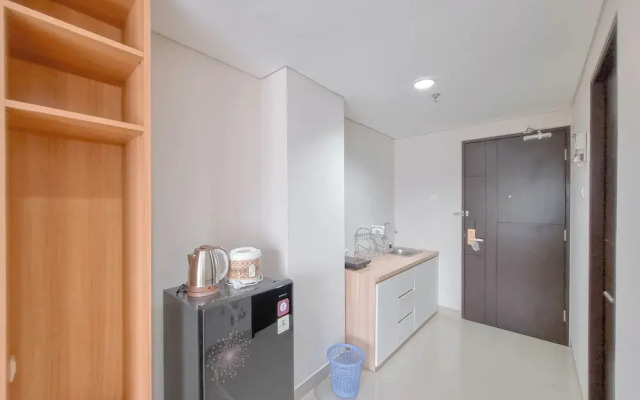 Homey And Relaxing Studio Patraland Amarta Apartment