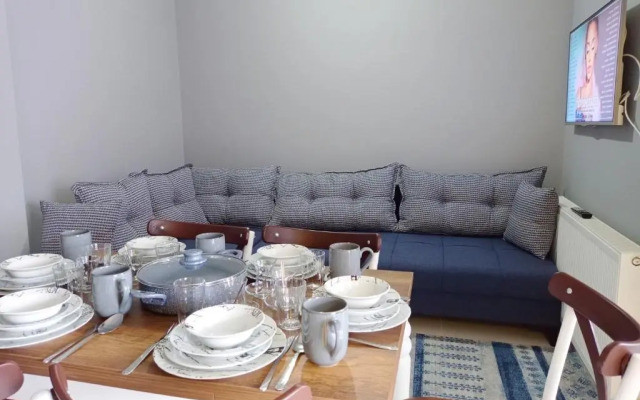 Cute Home in Historical Area 3B