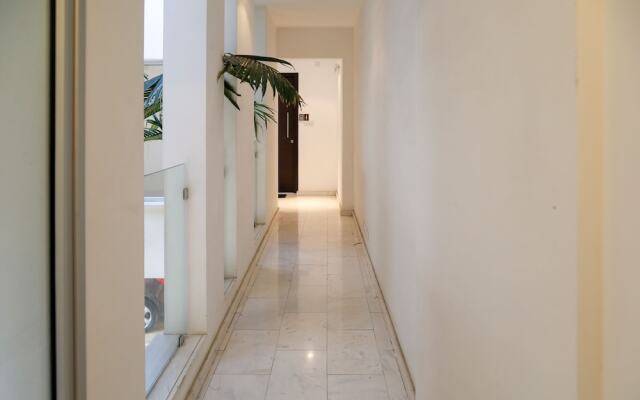 Phaedrus Living: City Luxury Flat Anemone 103