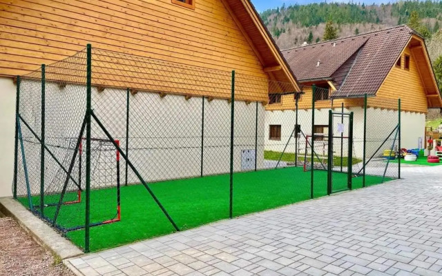 Pension/Apartments Kúria na Táloch